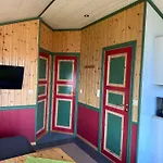Fjordcamp Lodge *